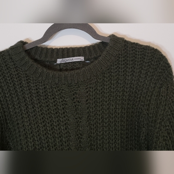 ARIANNA By Howard's Chunky Knit Olive Green Sweater Criss Cross Back Siz… - Picture 3 of 12